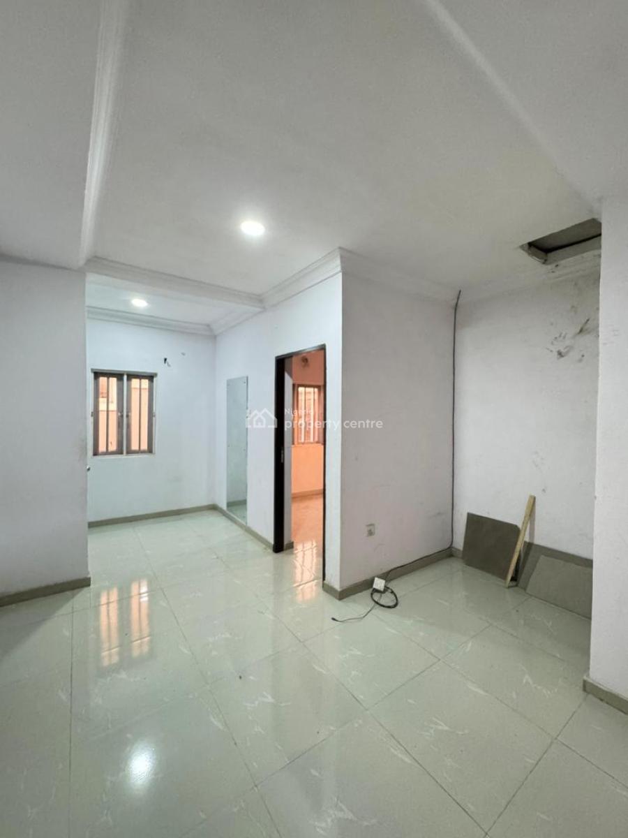 Very Solid 4 Bedroom Semi Detached Duplex with Bq, Surulere, Ogunlana, Surulere, Lagos, Semi-detached Duplex for Sale