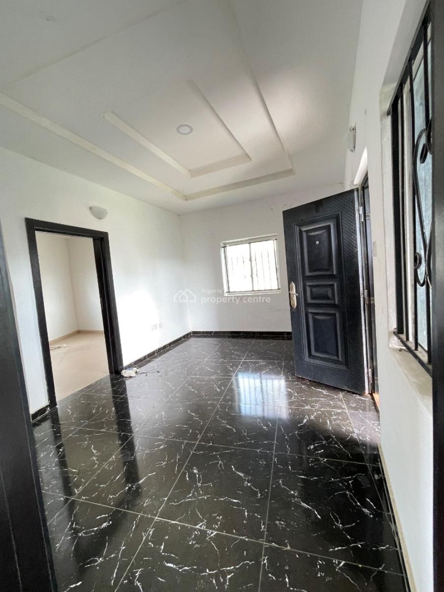 Clean 2bedroom Flat Upstairs, Badore, Ajah, Lagos, Flat / Apartment for Rent