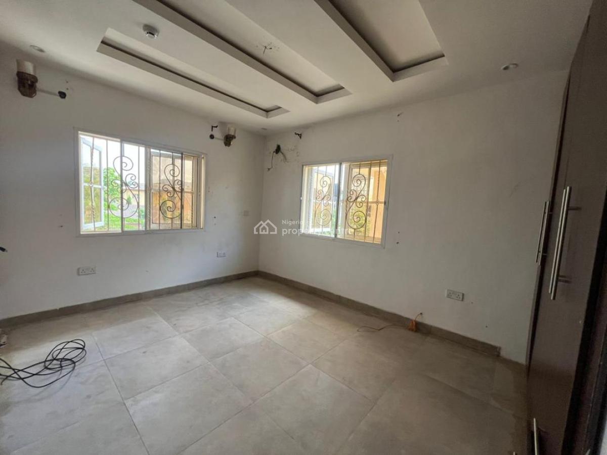 Fully Serviced Detached 4 Bedroom House Plus a Room Service Quarter, Ikeja Gra, Ikeja, Lagos, Detached Duplex for Rent
