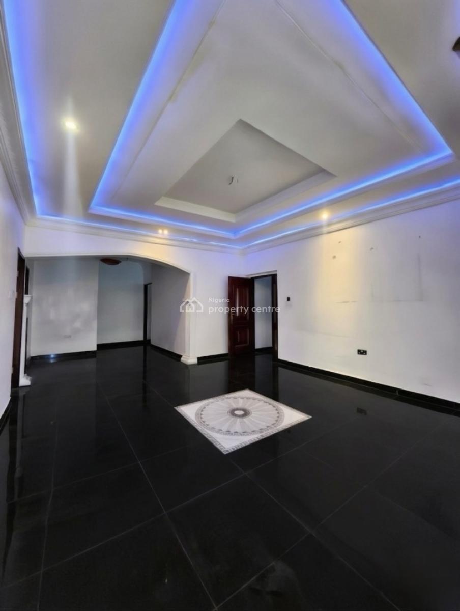 2bedroom Flat, Mobile Road Ajah, Lekki Phase 2, Lekki, Lagos, Flat / Apartment for Rent