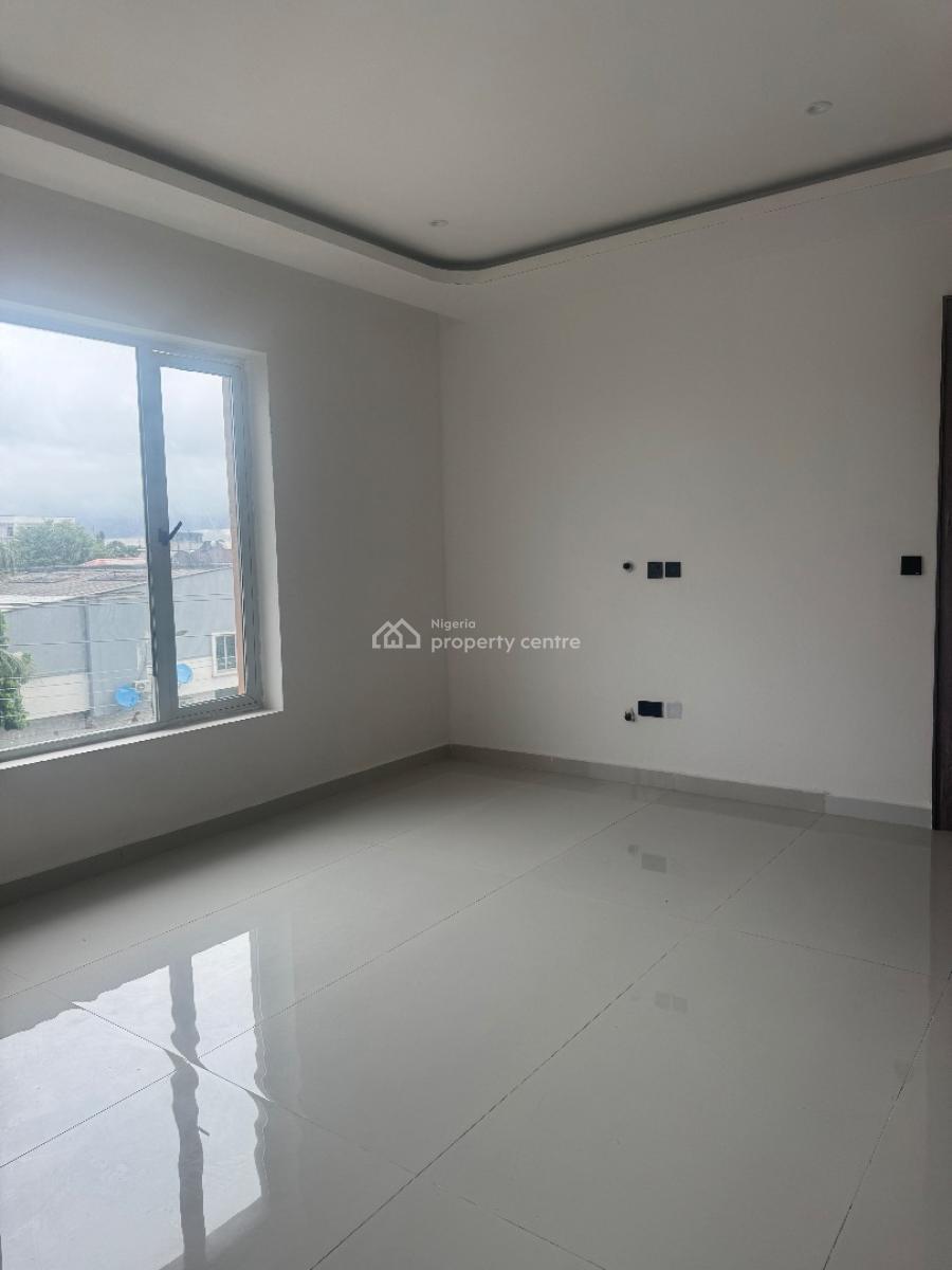 Luxury 2bed Apartment, Off Admiralty Way, Lekki Phase 1, Lekki Phase 1, Lekki, Lagos, Block of Flats for Sale
