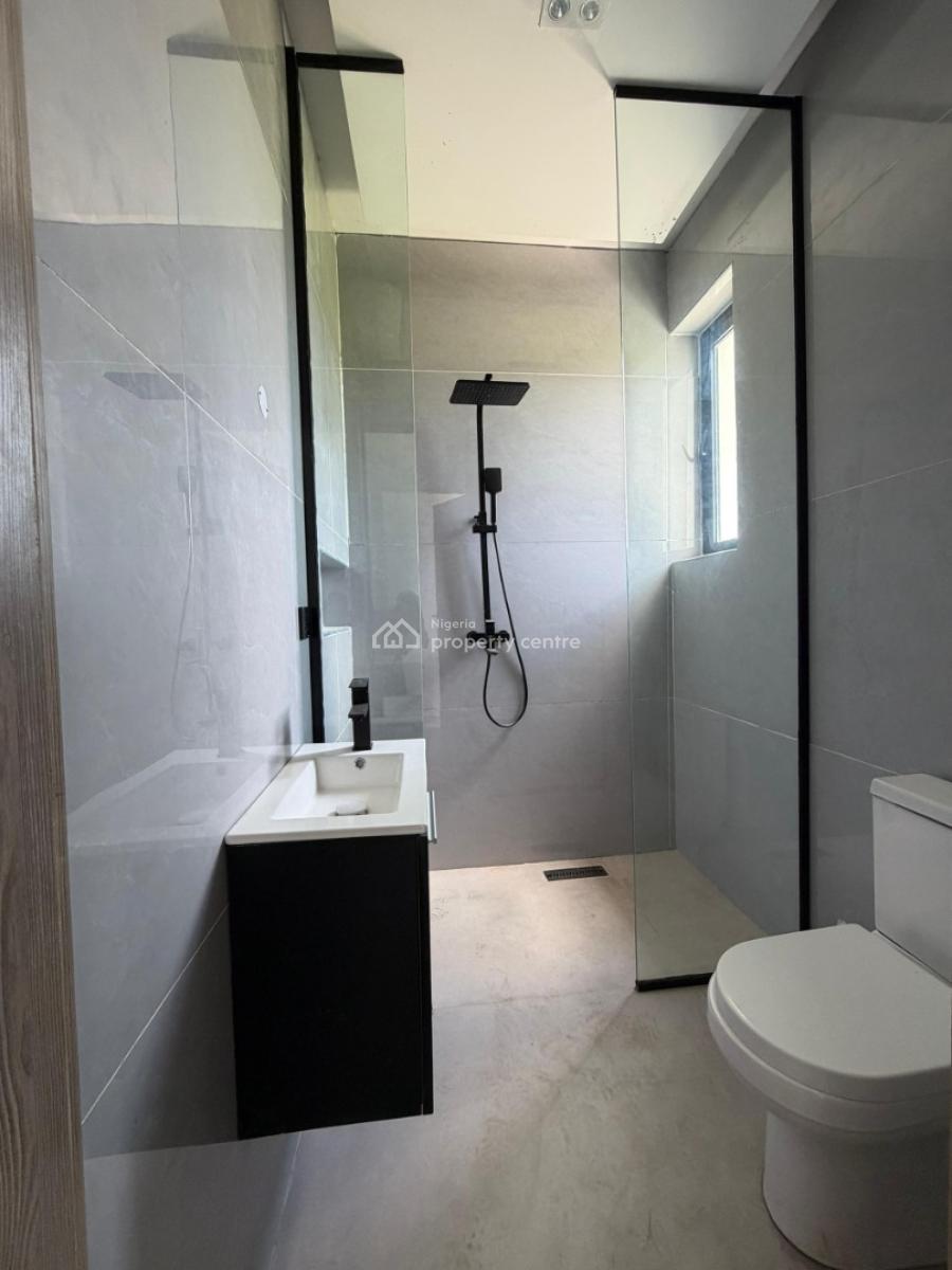 Neatly Finished 2 Bedrooms Apartment, Lekki Foreshore Estate, Lekki Phase 1, Lekki, Lagos, Flat / Apartment for Sale