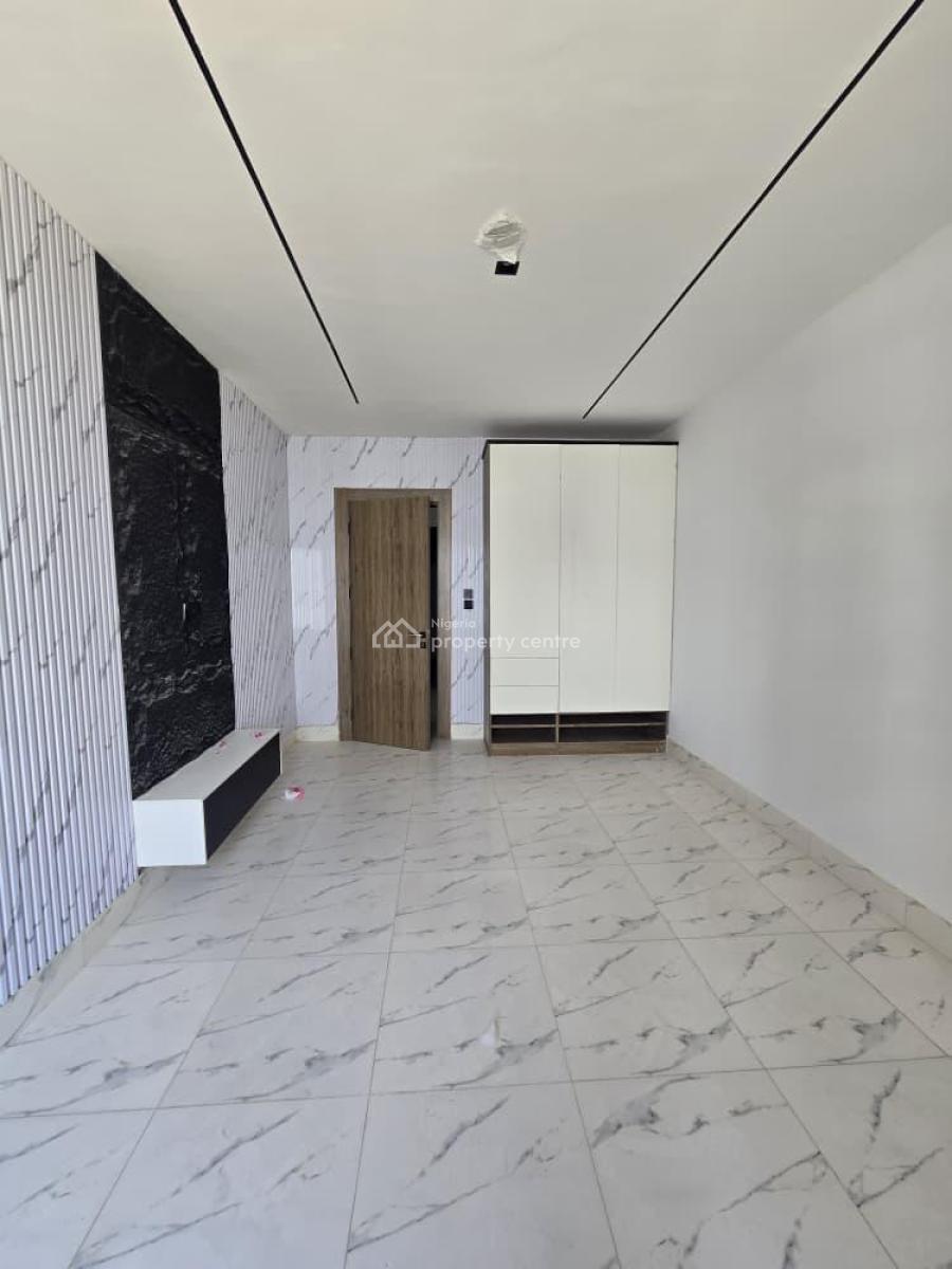1 Bedroom Apartment, Lekki Phase 1, Lekki, Lagos, Flat / Apartment for Sale