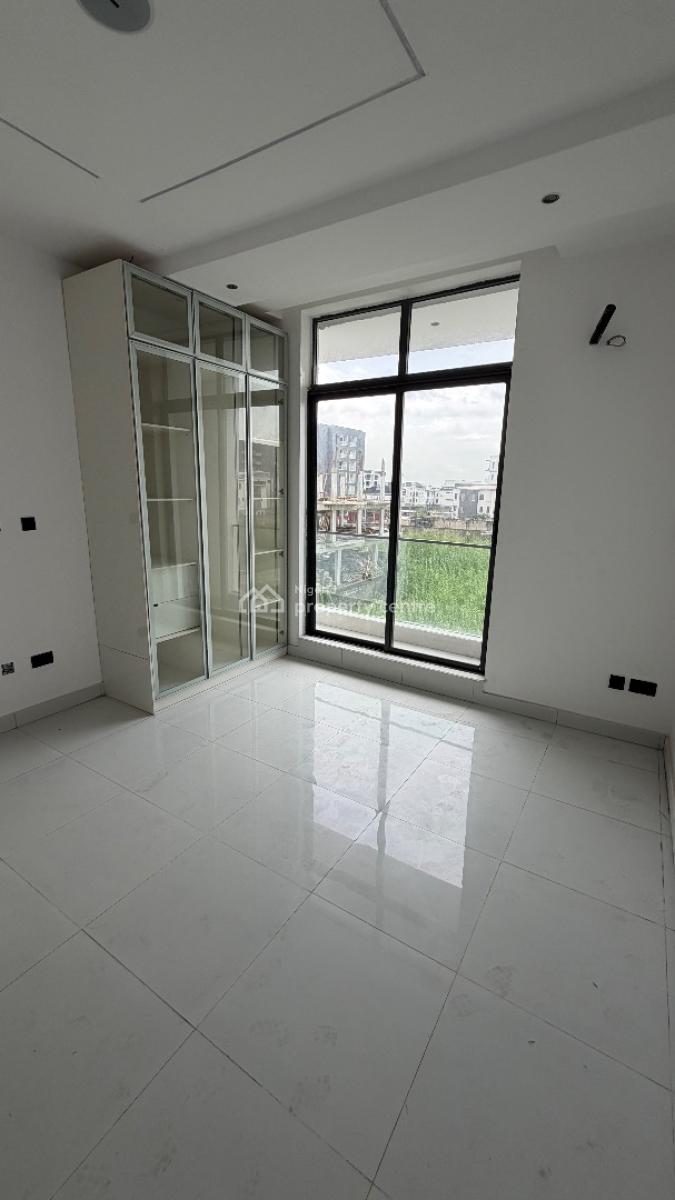 Lovely Brand New 2 Bedroom with Swimming Pool and Gym, Ikate, Lekki, Lagos, Flat / Apartment for Sale
