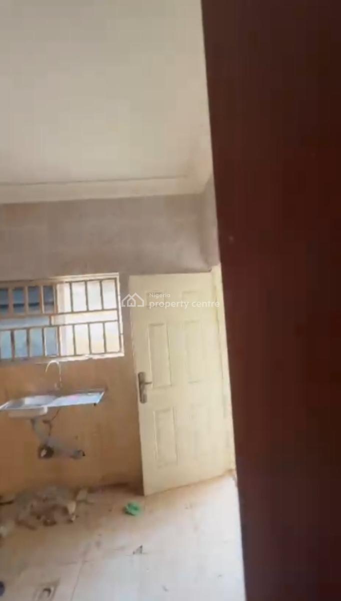 2 Bedroom Flat, Resettlement, Apo Resettlement, Apo, Abuja, Flat / Apartment for Rent