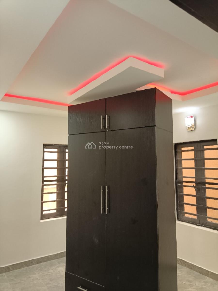Lovely 2 Bedroom Ensuite, Balogun, Fagba, Agege, Lagos, Flat / Apartment for Rent