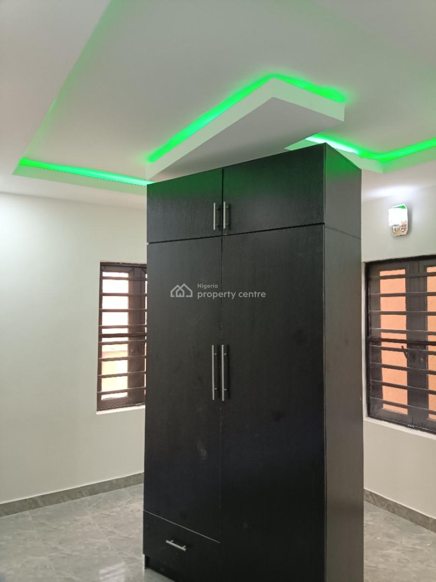 Lovely 2 Bedroom Ensuite, Balogun, Fagba, Agege, Lagos, Flat / Apartment for Rent