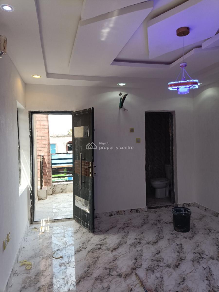 Lovely 2 Bedroom Ensuite, Balogun, Fagba, Agege, Lagos, Flat / Apartment for Rent