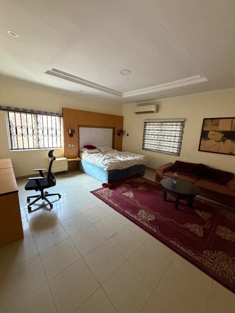 Spacious 5 Bedroom Duplex, Lekki Phase 1, Lekki, Lagos, Commercial Property for Rent