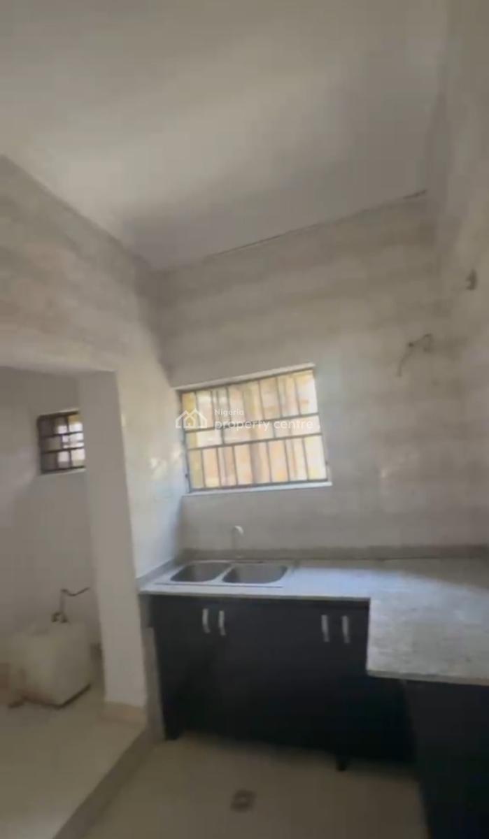 2 Bedroom Flat, Resettlement, Apo Resettlement, Apo, Abuja, Flat / Apartment for Rent