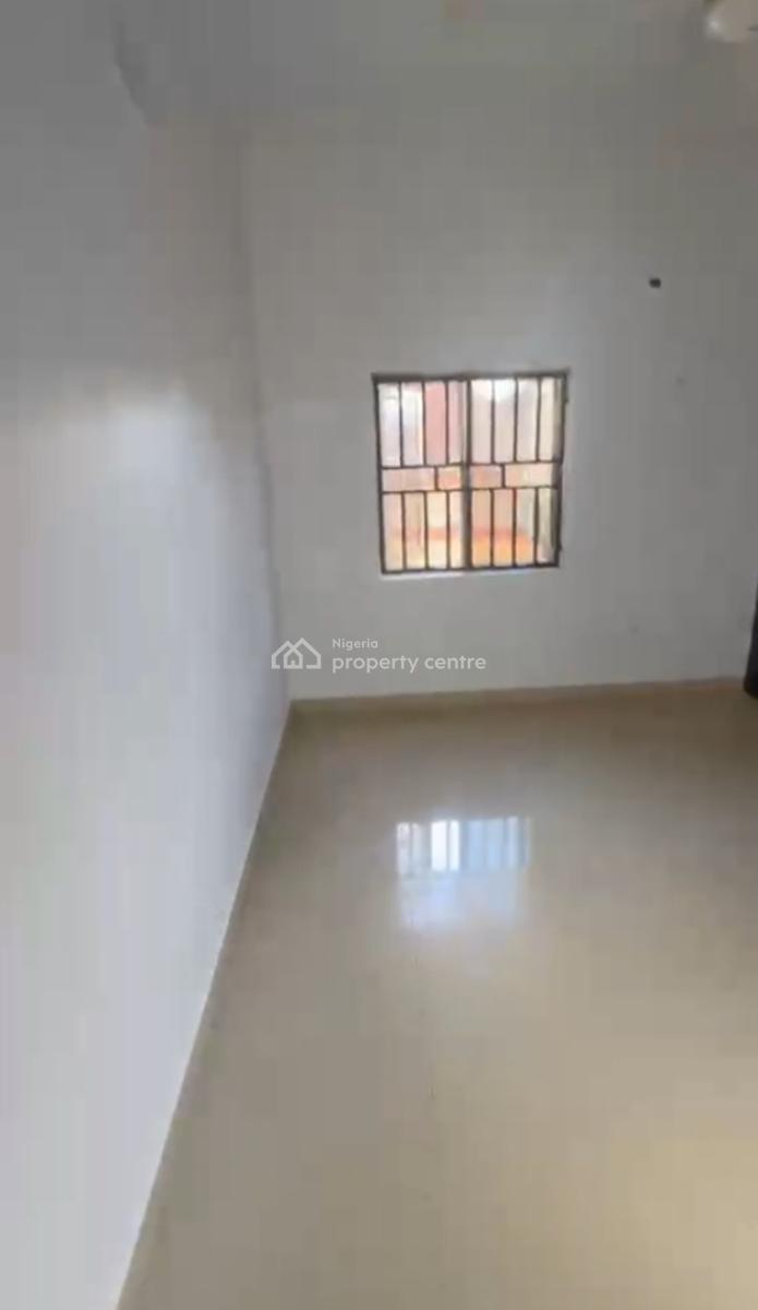 2 Bedroom Flat, Resettlement, Apo Resettlement, Apo, Abuja, Flat / Apartment for Rent
