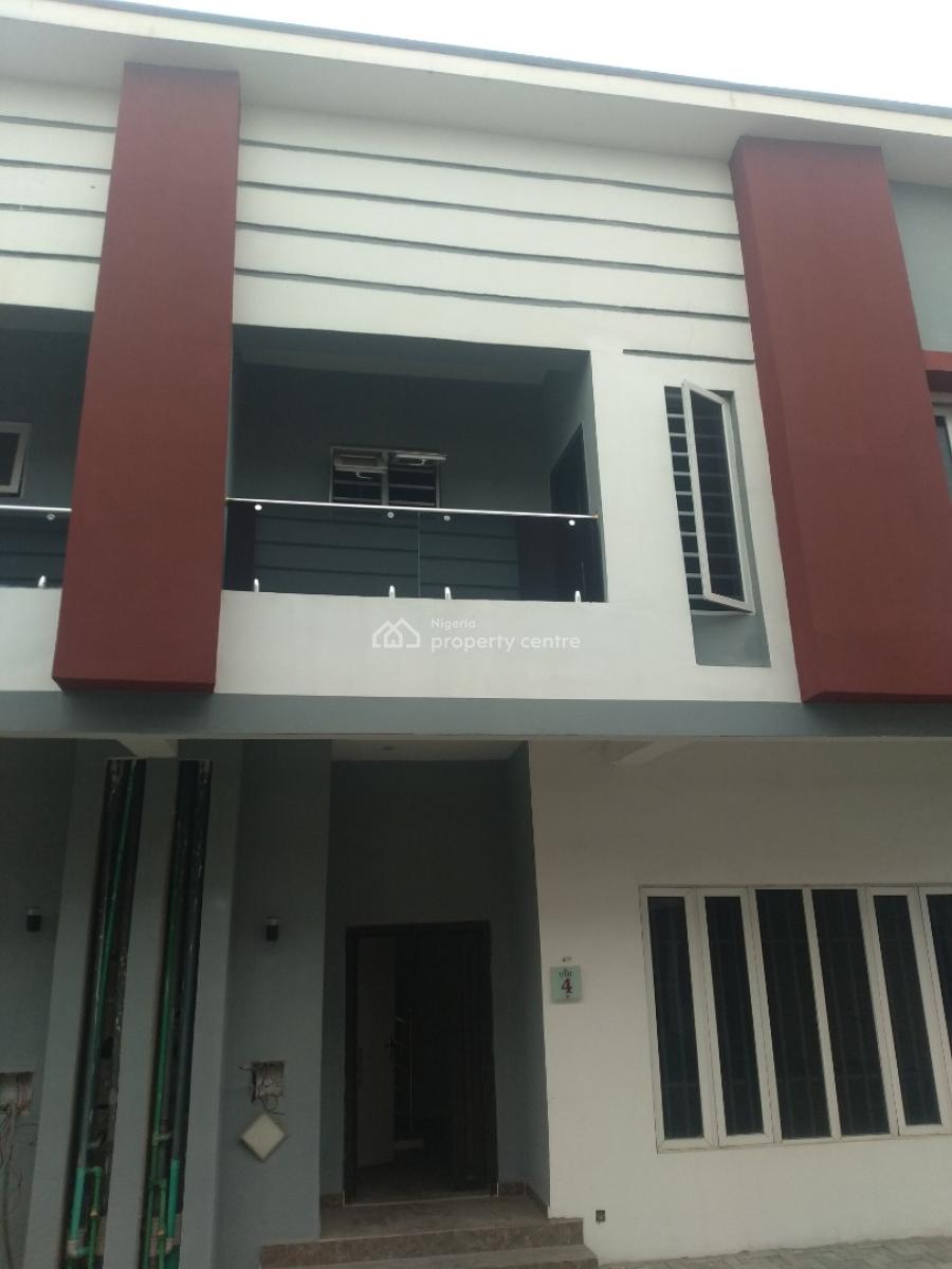 Super Distress 4 Bedroom Terrace Dumplex  with Bq, Rosebank Estate Close to Vgc, Well Secured and Put Together Estate, Vgc, Lekki, Lagos, Terraced Duplex for Sale