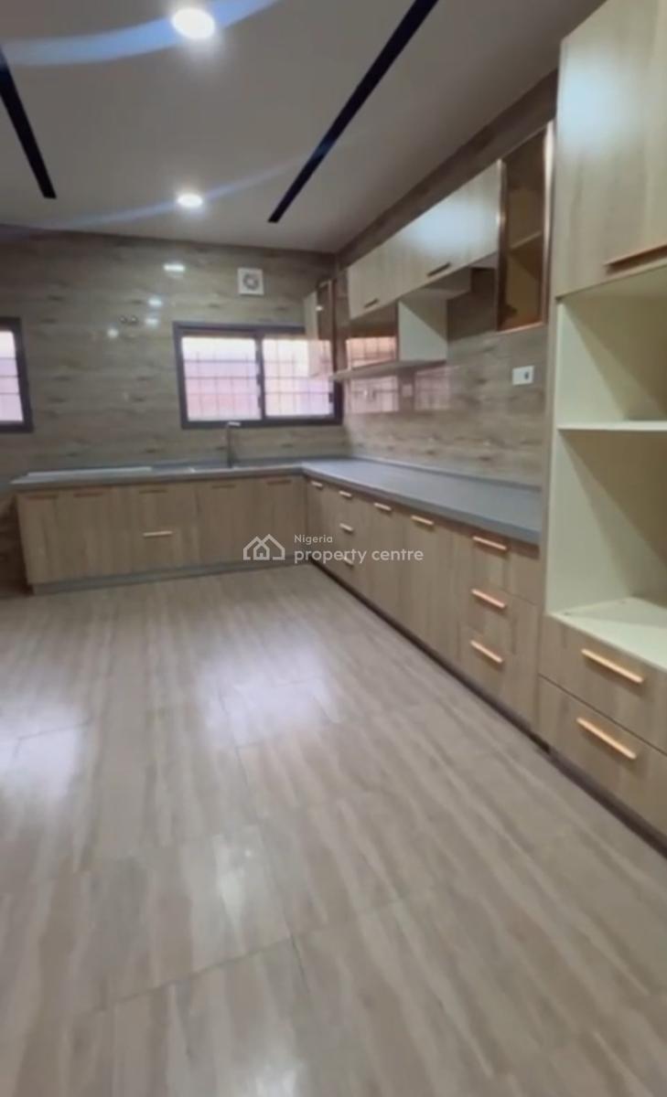 4 Bedroom Terrace Duplex, Main, Guzape District, Abuja, Terraced Duplex for Rent