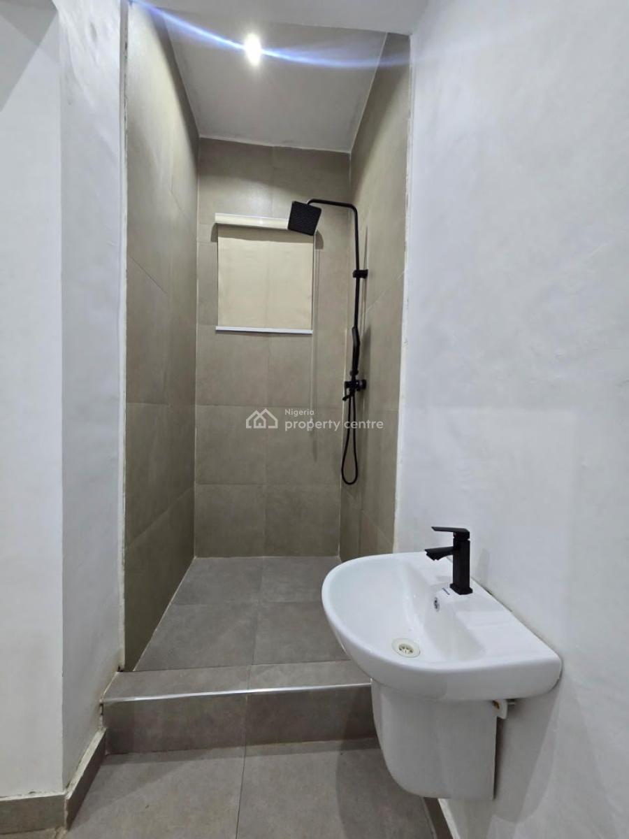 Stylist 2 & 3 Bedroom Apartment with Communal Pool, Ikate, Lekki, Lagos, Flat / Apartment for Sale