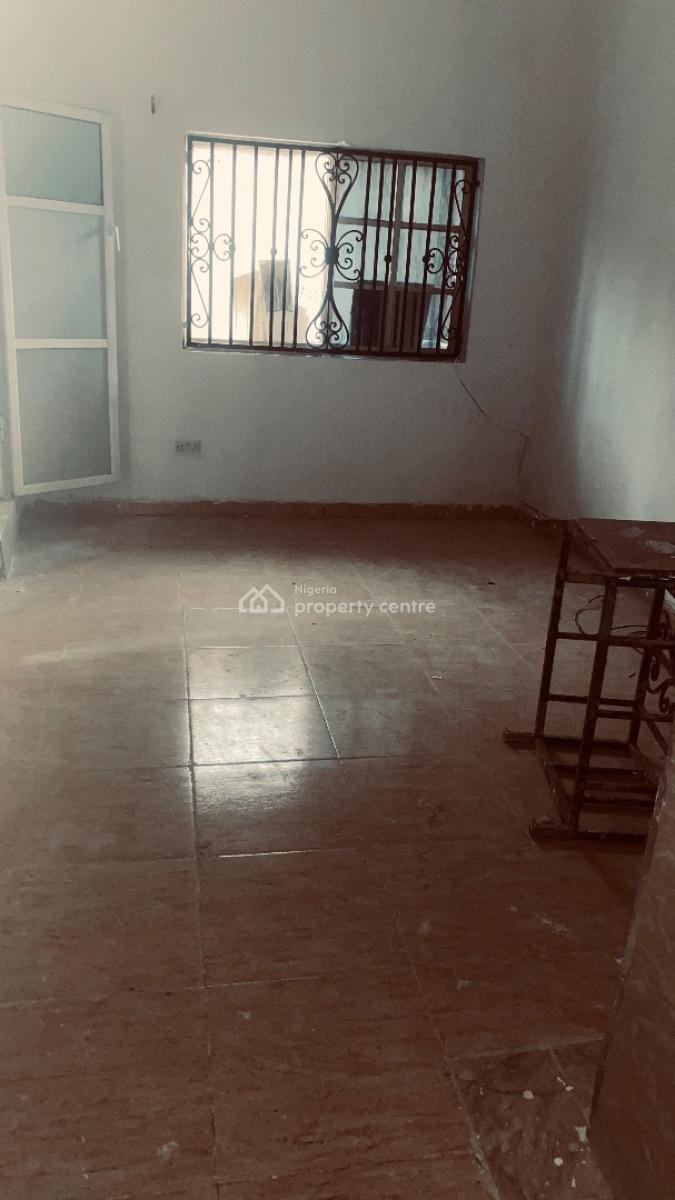 Spacious and Decent Mini Flat, Sunday Farm Estate, Cement, Ikeja, Lagos, Mini Flat (room and Parlour) for Rent