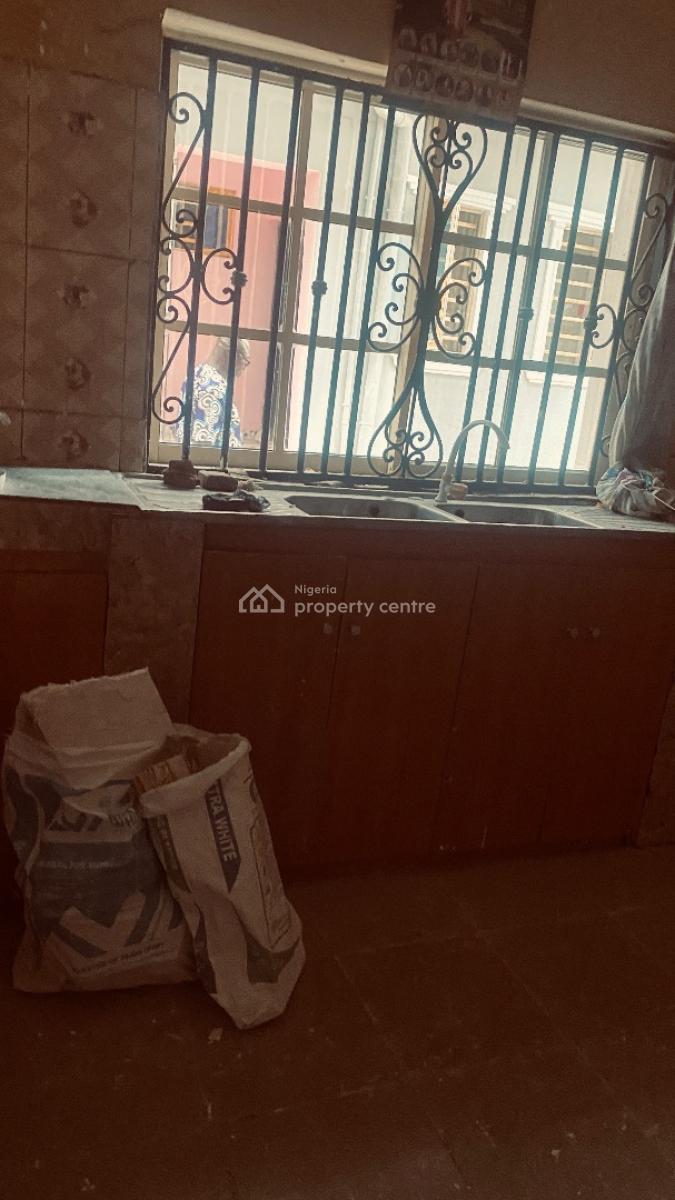Spacious and Decent 2 Bedroom Flat, Sunday Farm Estate, Cement, Ikeja, Lagos, House for Rent