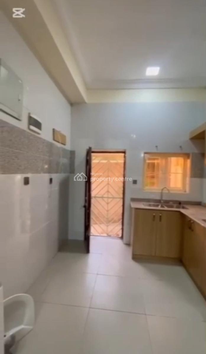 4 Bedroom Terrace Duplex, Main, Guzape District, Abuja, Terraced Duplex for Rent