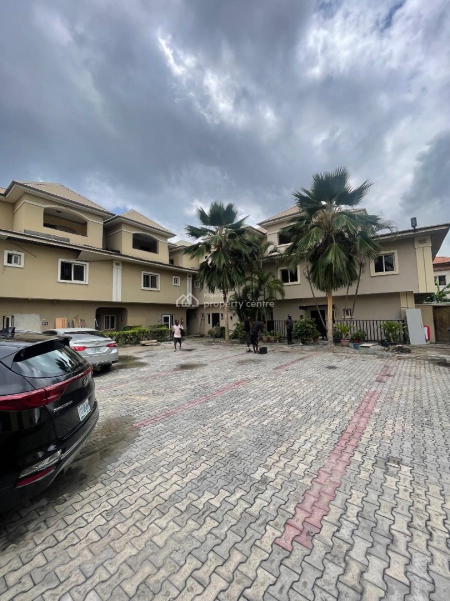 Standard 4bedroom Terrace Duplex with Bq and Swimming Pool, Lekki Phase 1, Lekki, Lagos, Semi-detached Duplex for Rent