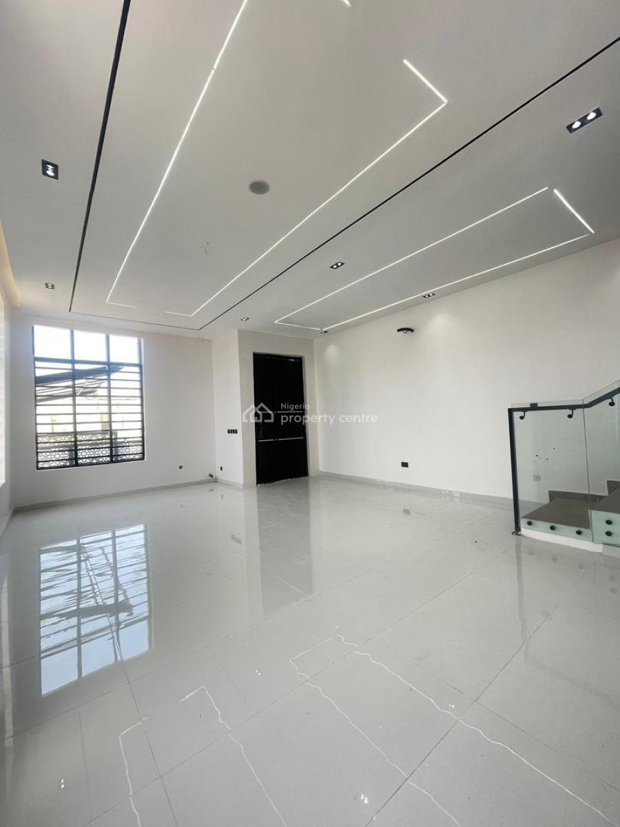 Contemporary 5 Bedroom Duplex with Pool & Spacious Interior, Situated in a Secure and Highly Sought-after Area., Sangotedo, Ajah, Lagos, Detached Duplex for Sale