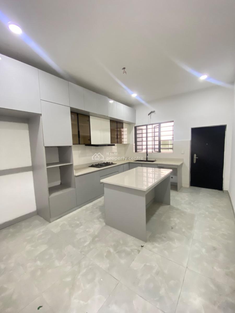 Luxury 3 Bedroom Serviced Spacious Apartment with Bq, Elevator & Gym, Ikate, Ikate, Lekki, Lagos, Flat / Apartment for Sale