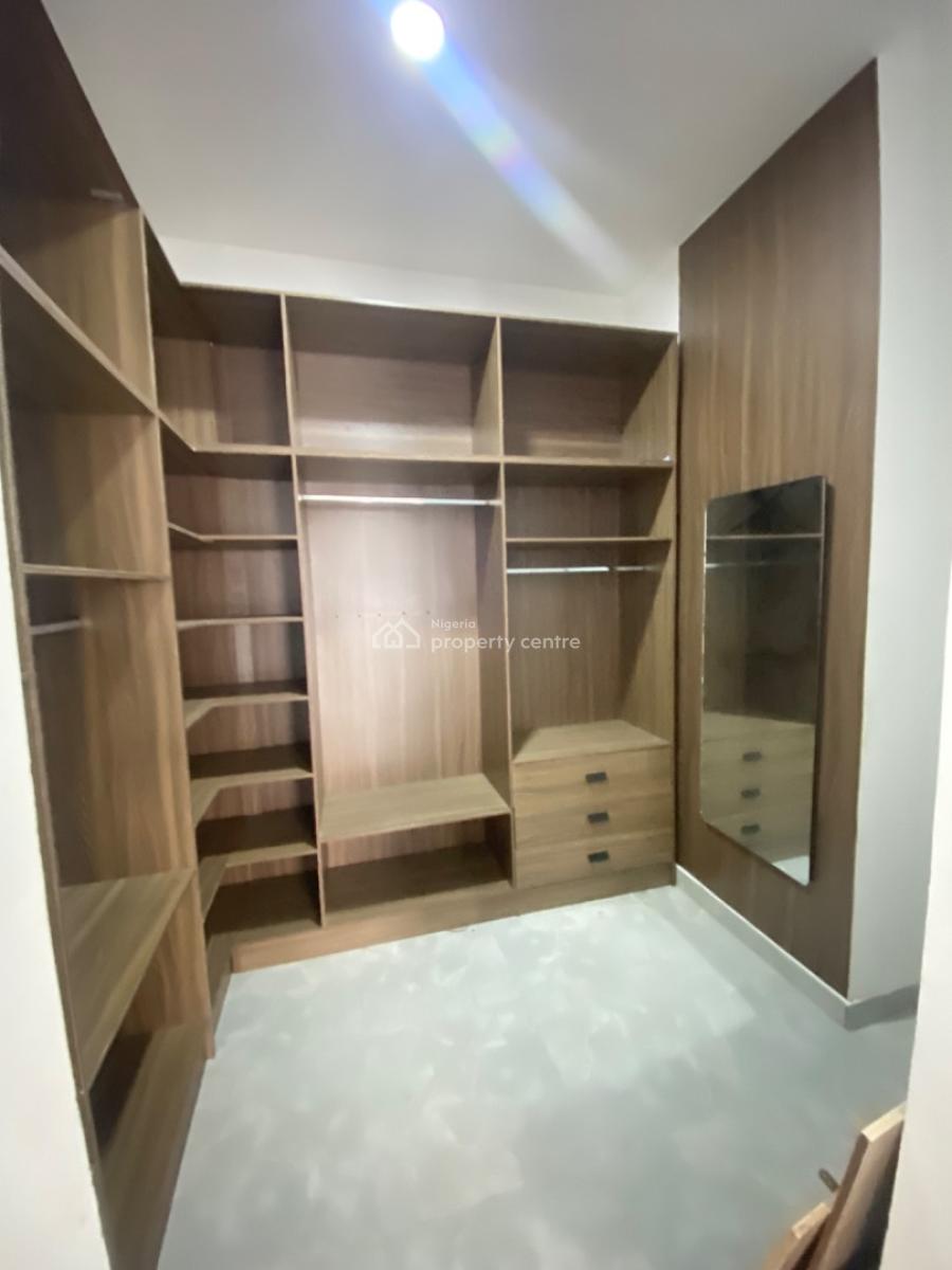 Luxury 3 Bedroom Serviced Spacious Apartment with Bq, Elevator & Gym, Ikate, Ikate, Lekki, Lagos, Flat / Apartment for Sale