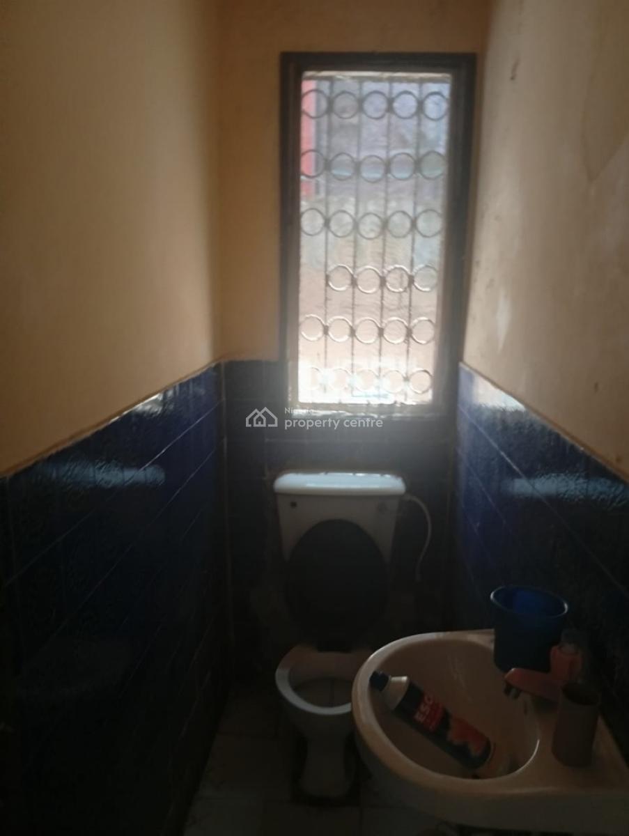 3 Bedroom Bungalow Apartment (self Compand), Off Toyin. Street, Ikeja, Lagos, Flat / Apartment for Rent