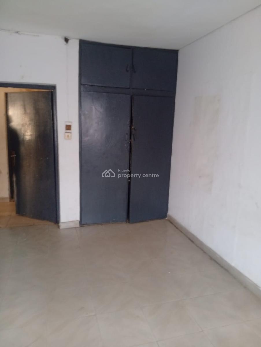 3 Bedroom Bungalow Apartment (self Compand), Off Toyin. Street, Ikeja, Lagos, Flat / Apartment for Rent