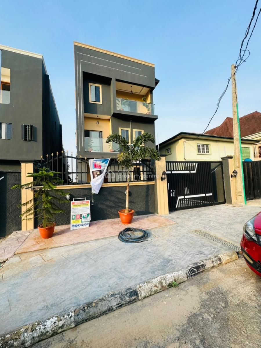 Well-built 5 Bedroom Fully Detached Duplex with a Room Bq, Gra Phase 2, Magodo, Lagos, Detached Duplex for Sale