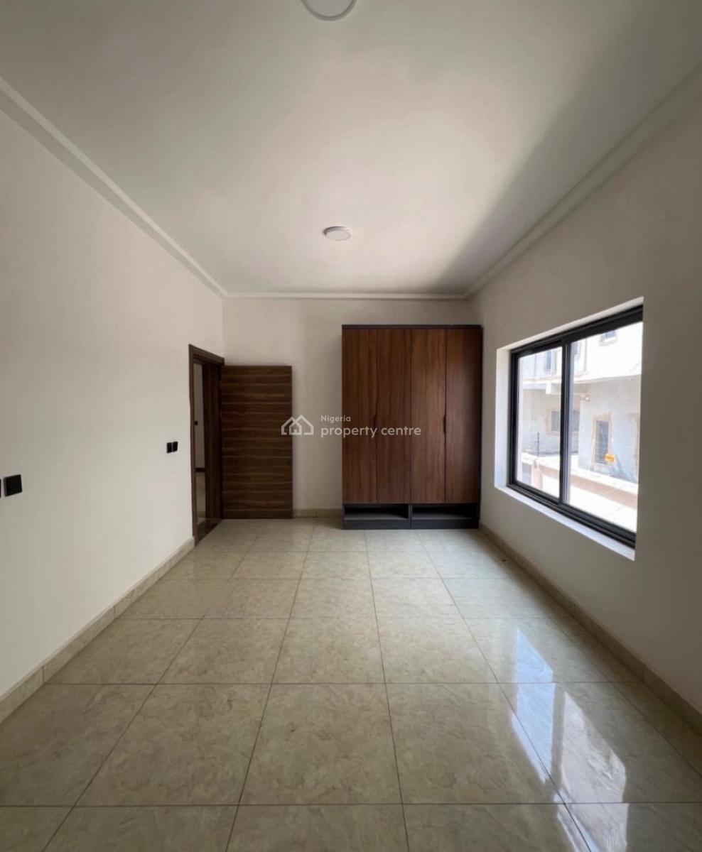 5 Bedroom Semi-detached Duplex, Mabushi, Abuja, Semi-detached Duplex for Sale