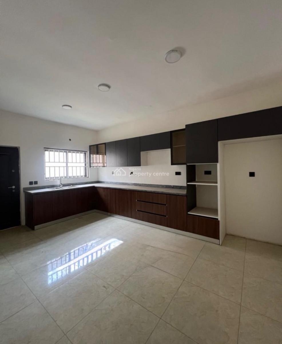 5 Bedroom Semi-detached Duplex, Mabushi, Abuja, Semi-detached Duplex for Sale