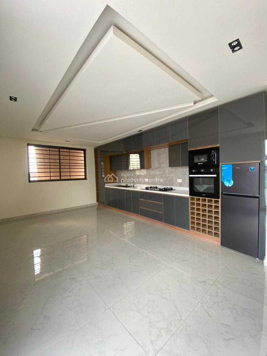 House with Governors Consent &c of O at  Chevron, Chevron Lekki Lagos, Lekki, Lagos, Detached Duplex for Sale