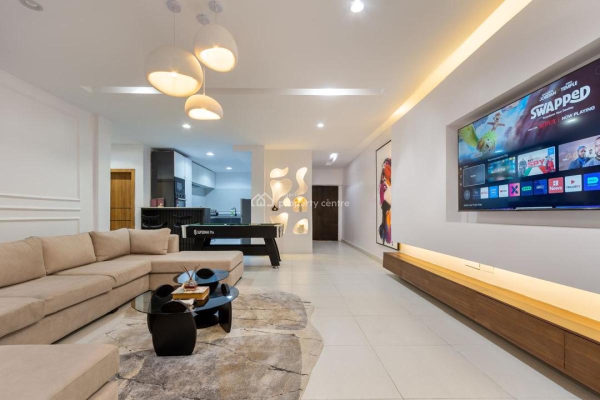 Newly Luxury 3 Bedroom Apartment with Ps5 & Snooker Netflix/prime, Lekki Phase 1, Lekki, Lagos, Flat / Apartment Short Let