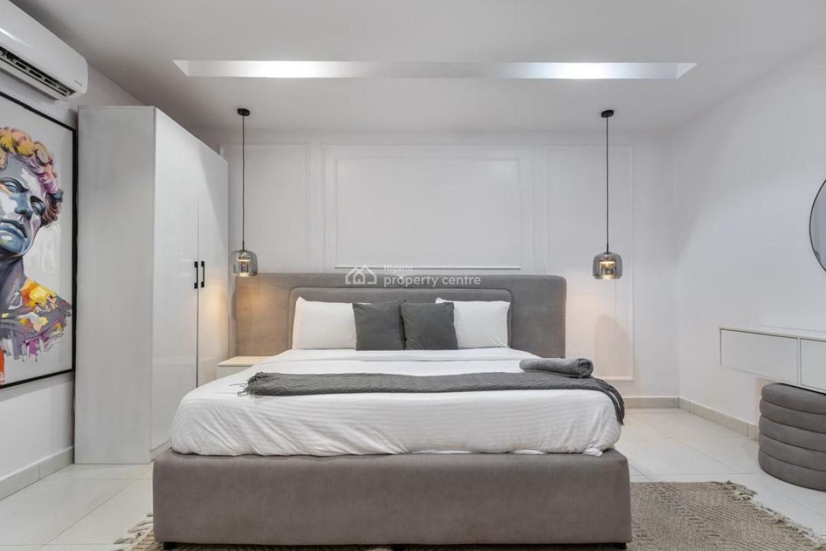Newly Luxury 3 Bedroom Apartment with Ps5 & Snooker Netflix/prime, Lekki Phase 1, Lekki, Lagos, Flat / Apartment Short Let