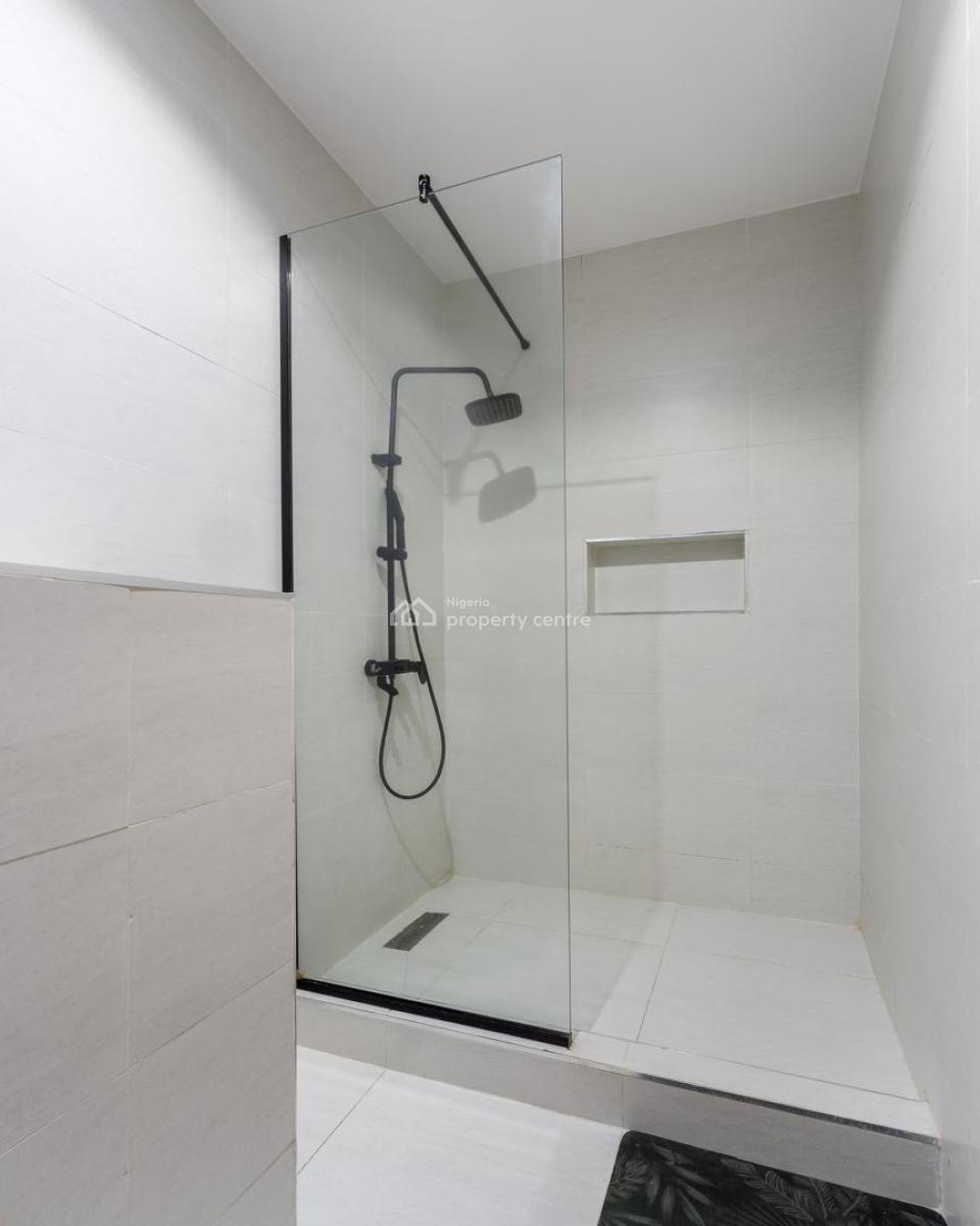 Newly Luxury 3 Bedroom Apartment with Ps5 & Snooker Netflix/prime, Lekki Phase 1, Lekki, Lagos, Flat / Apartment Short Let