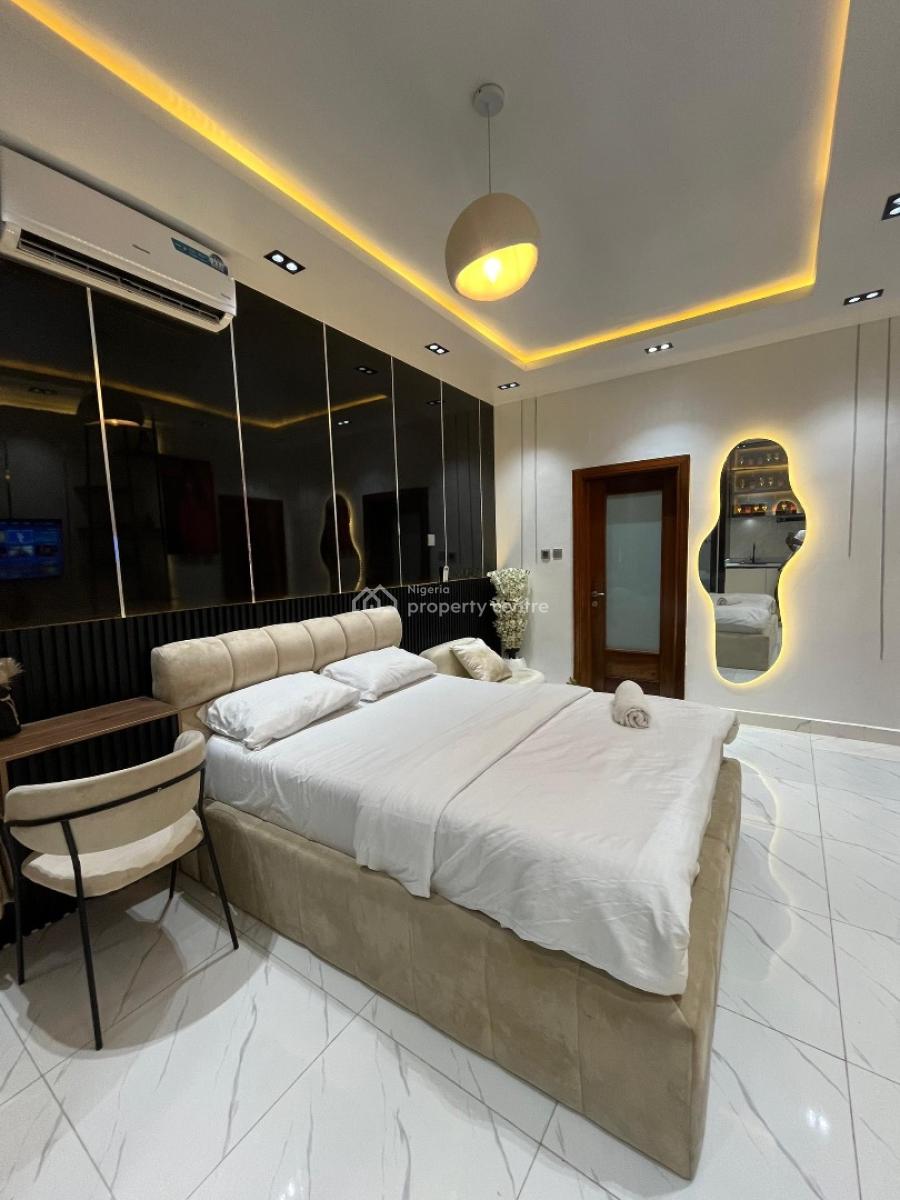 Newly Luxury 2 Bedroom Apartment with Ps5 & Snooker Netflix/prime, Lekki Phase 1, Lekki, Lagos, Flat / Apartment Short Let