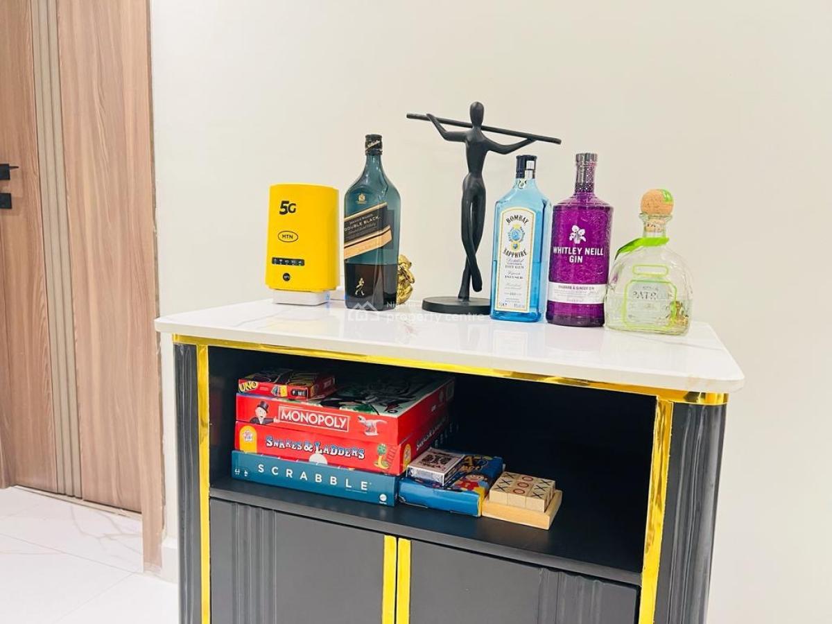 Newly Luxury 2 Bedroom Apartment with Ps5 & Snooker Netflix/prime, Lekki Phase 1, Lekki, Lagos, Flat / Apartment Short Let