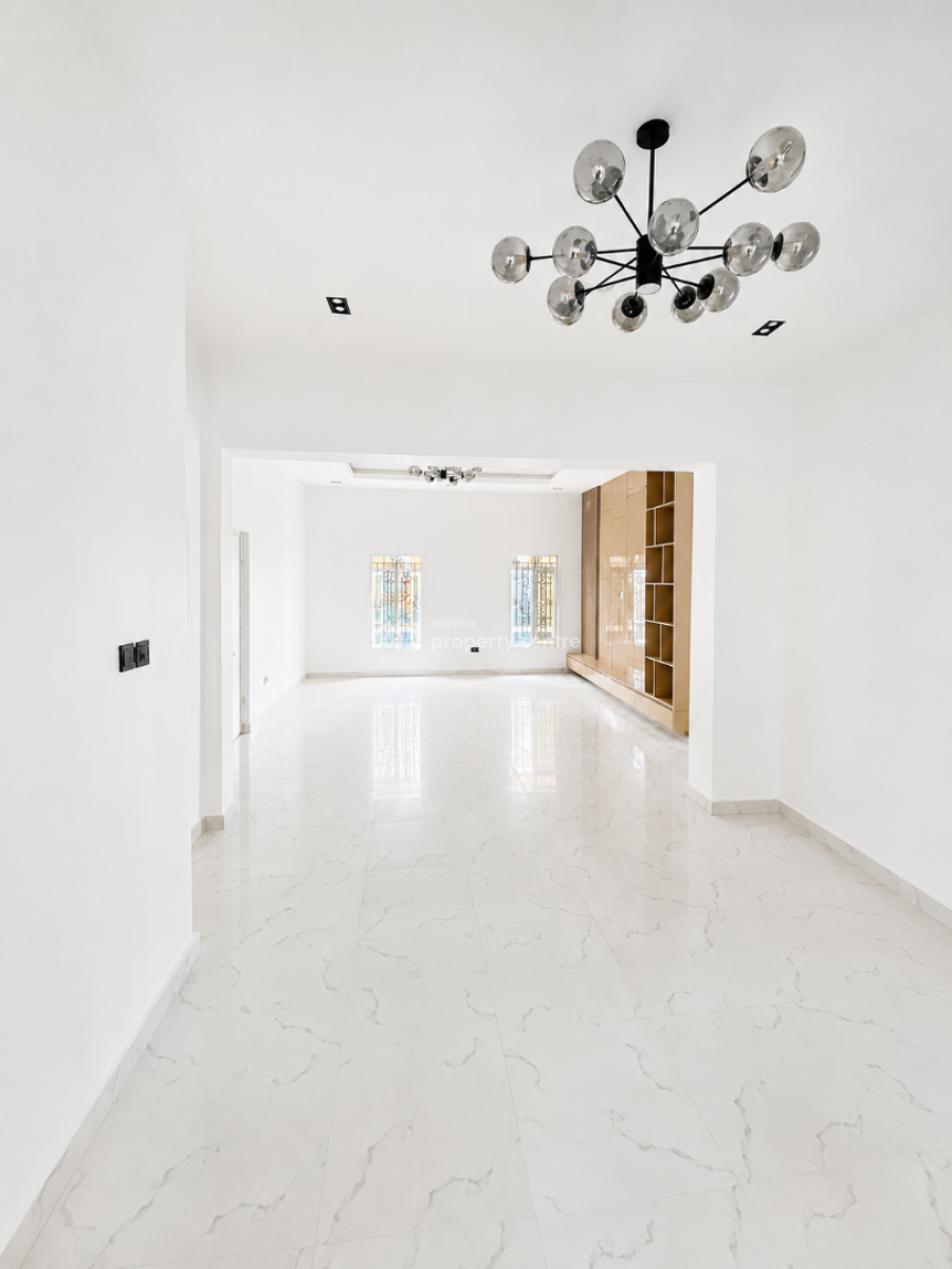 Spacious Home, Monastery Road, Sangotedo, Ajah, Lagos, Detached Duplex for Rent