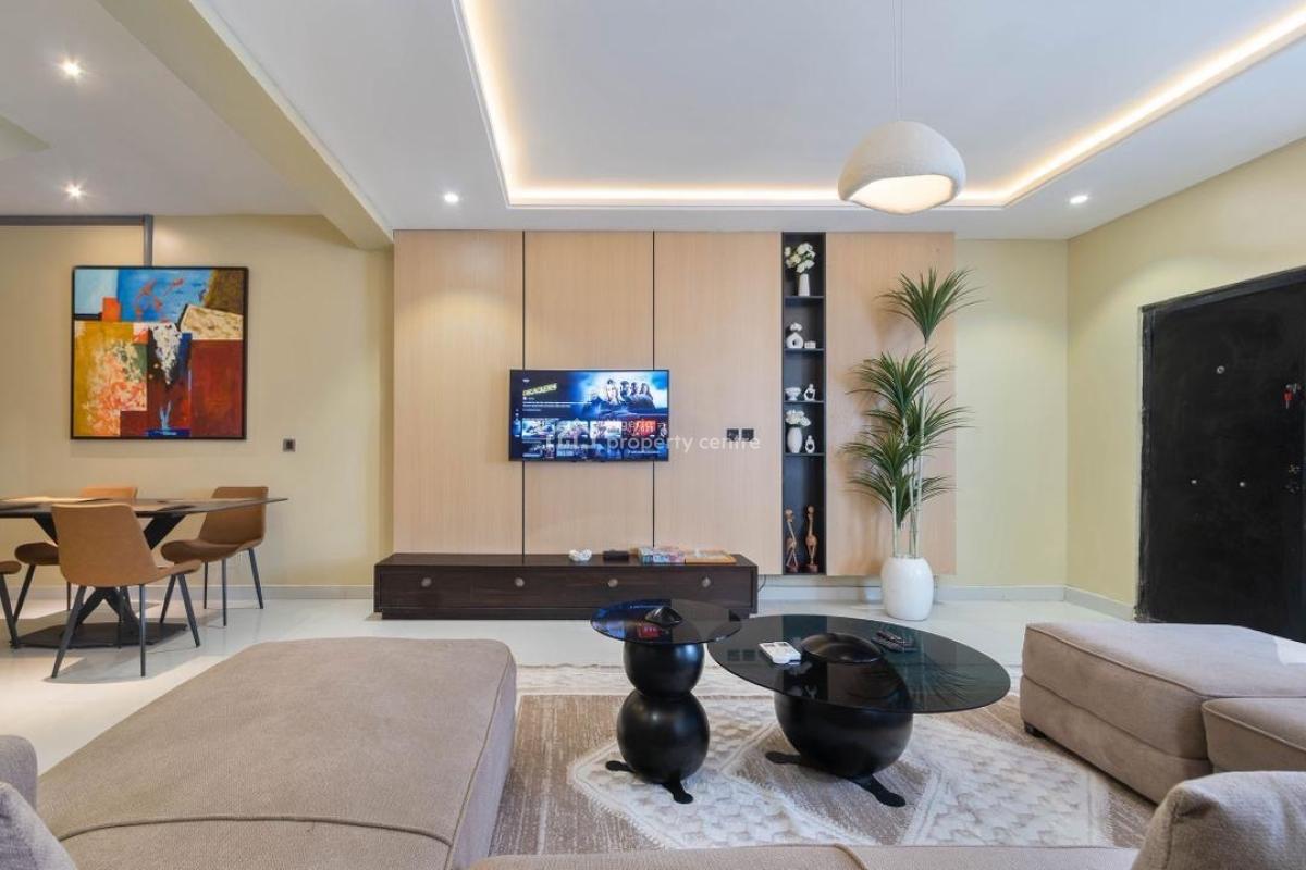 Newly Luxury 2 Bedroom Apartment with Ps5 & Snooker Netflix/prime, Lekki Phase 1, Lekki, Lagos, Flat / Apartment Short Let
