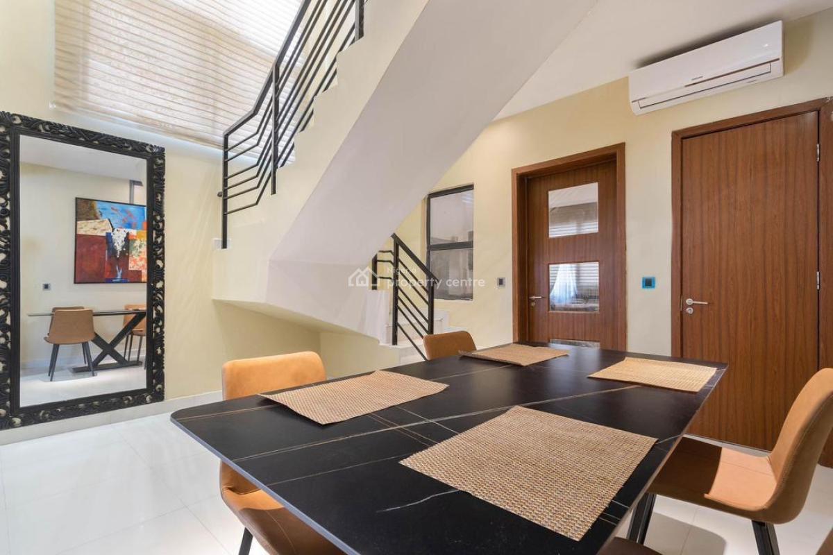 Newly Luxury 2 Bedroom Apartment with Ps5 & Snooker Netflix/prime, Lekki Phase 1, Lekki, Lagos, Flat / Apartment Short Let