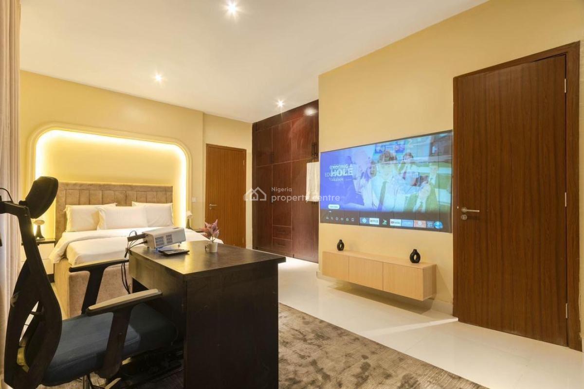 Newly Luxury 2 Bedroom Apartment with Ps5 & Snooker Netflix/prime, Lekki Phase 1, Lekki, Lagos, Flat / Apartment Short Let