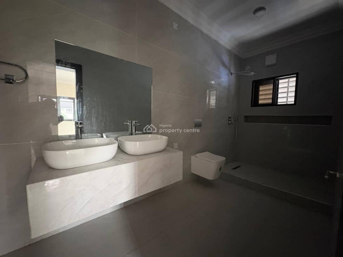 Newly Renovated Ground Floor 3-bedroom Apartment with Boys Quarter, Lekki, Lekki Phase 1, Lekki, Lagos, Flat / Apartment for Rent