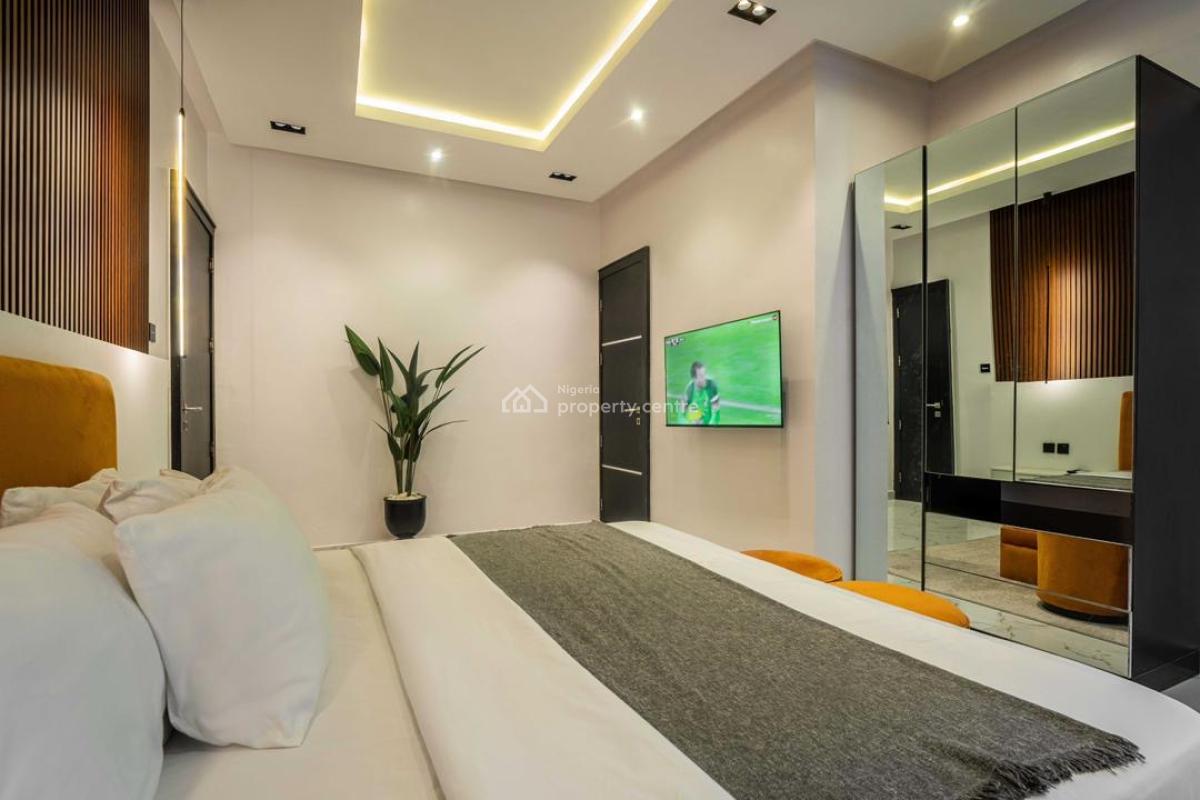 Newly Luxury 1 Bedroom Apartment with Ps5 & Snooker Netflix/prime, Lekki Phase 1, Lekki, Lagos, Flat / Apartment Short Let