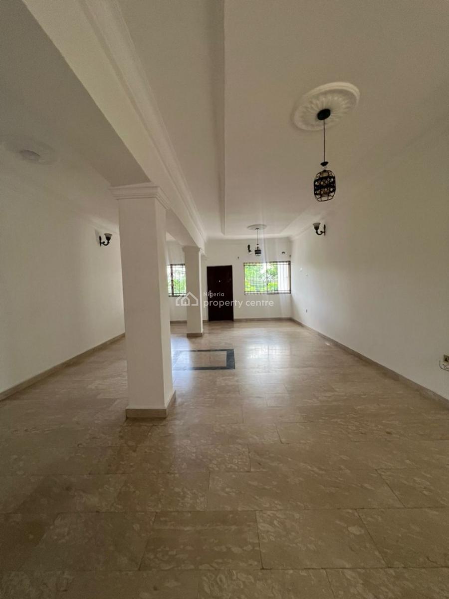 Neat 3 Bedroom Apartment with Bq for Residential/commercial Use, Lekki Phase1, Lekki, Lagos, Flat / Apartment for Rent