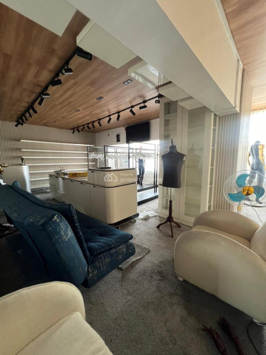 Well Positioned Shop Space, Lekki Phase1, Lekki, Lagos, Commercial Property for Rent