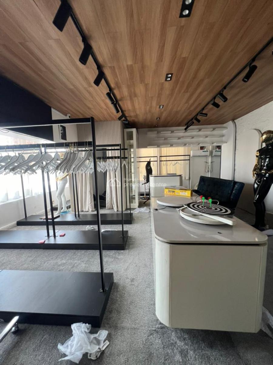 Well Positioned Shop Space, Lekki Phase1, Lekki, Lagos, Commercial Property for Rent