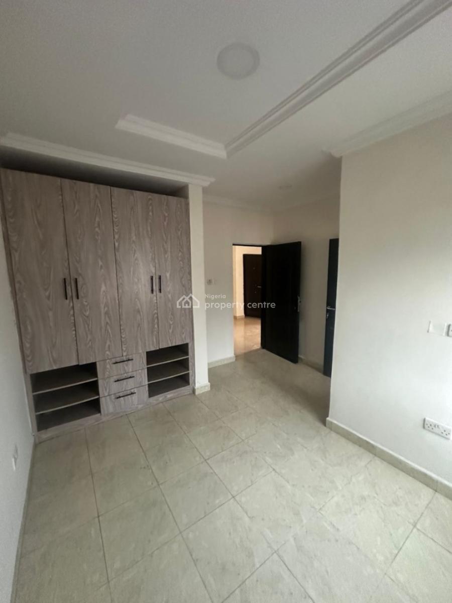 Newly Renovated 2 Bedroom Apartment with Excellent Facilities, Sangotedo, Lekki, Lagos, Flat / Apartment for Rent