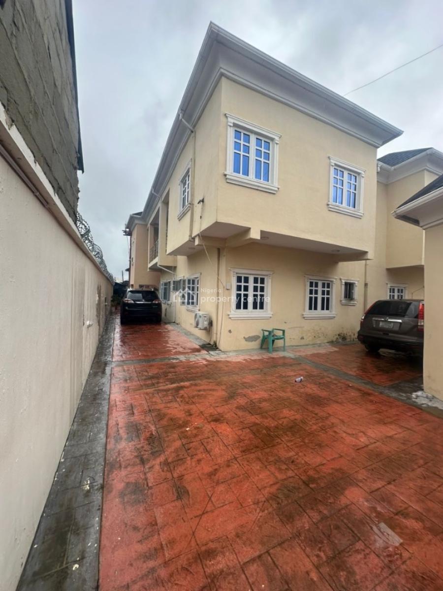 Newly Renovated 2 Bedroom Apartment with Excellent Facilities, Sangotedo, Lekki, Lagos, Flat / Apartment for Rent