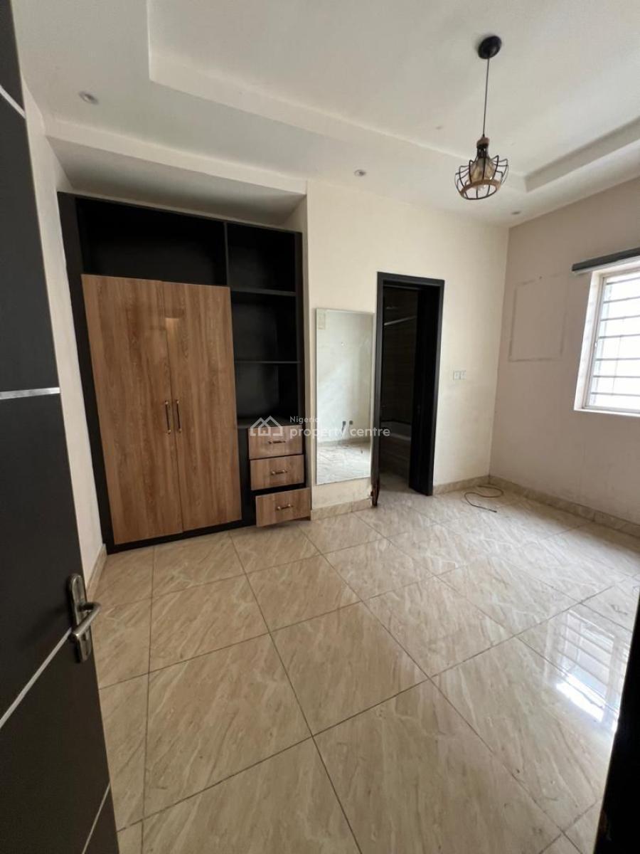 One Room Sharing Kitchen, Ikate, Lekki, Lagos, Self Contain (single Rooms) for Rent