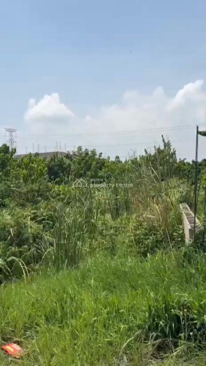 Land Available in Addo Road in a (mini Estate), Addo Road, Ajah, Lagos, Residential Land for Sale