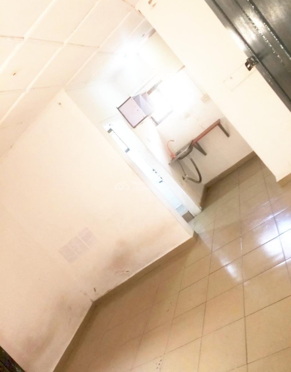 Nice and Standard Self Con with Kitchen, Serene and Secure Compound New Road Before Chevron Traffic Light Lekki, Lekki Expressway, Lekki, Lagos, Self Contain (single Rooms) for Rent